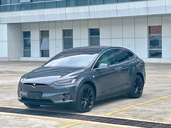Tesla Model X 2017