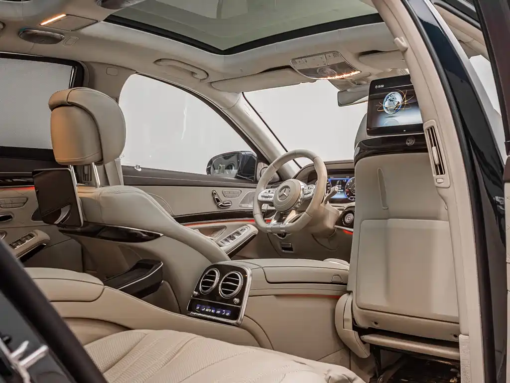Mercedes-Benz S-Class AMG 2019 — фото 17