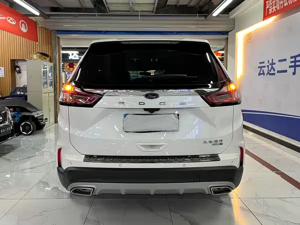 Ford Edge 2021