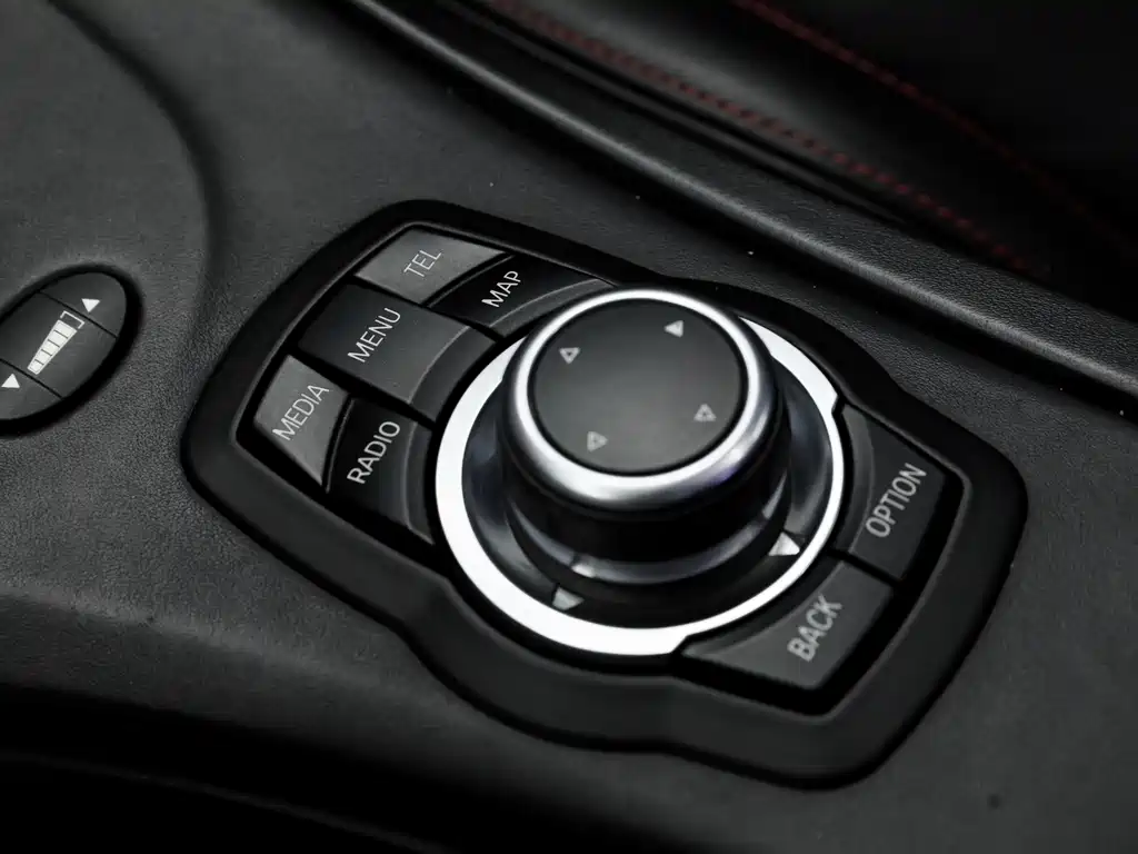 BMW M3 2012 — фото 22