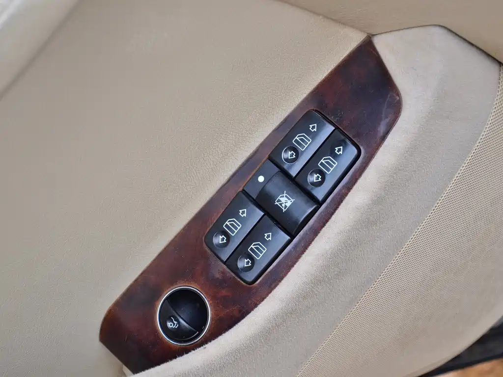 Mercedes-Benz S-Class 2005 — фото 19