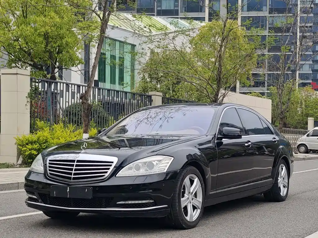 Mercedes-Benz S-Class 2011 — фото 1