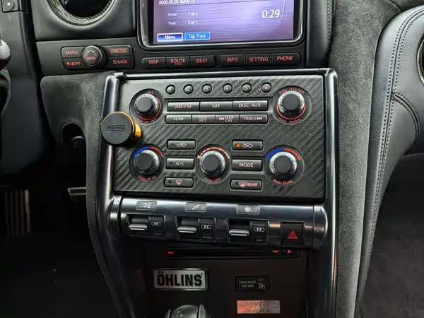 Nissan GT-R 2012