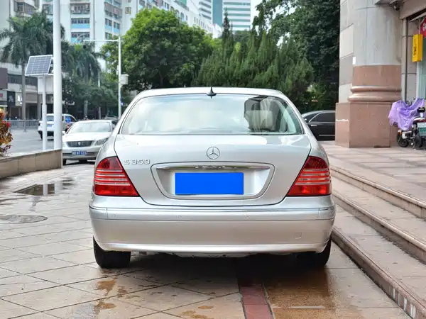 Mercedes-Benz S-Class 2004