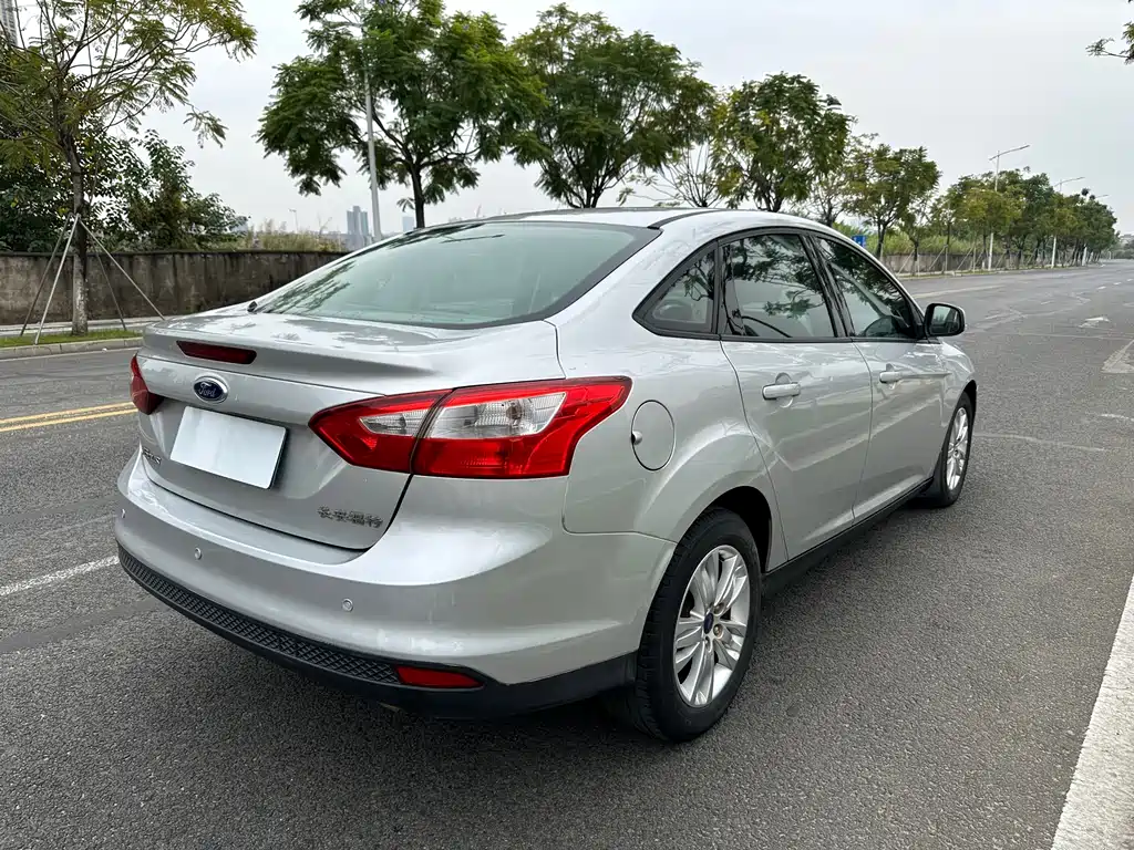 Ford Focus 2012
