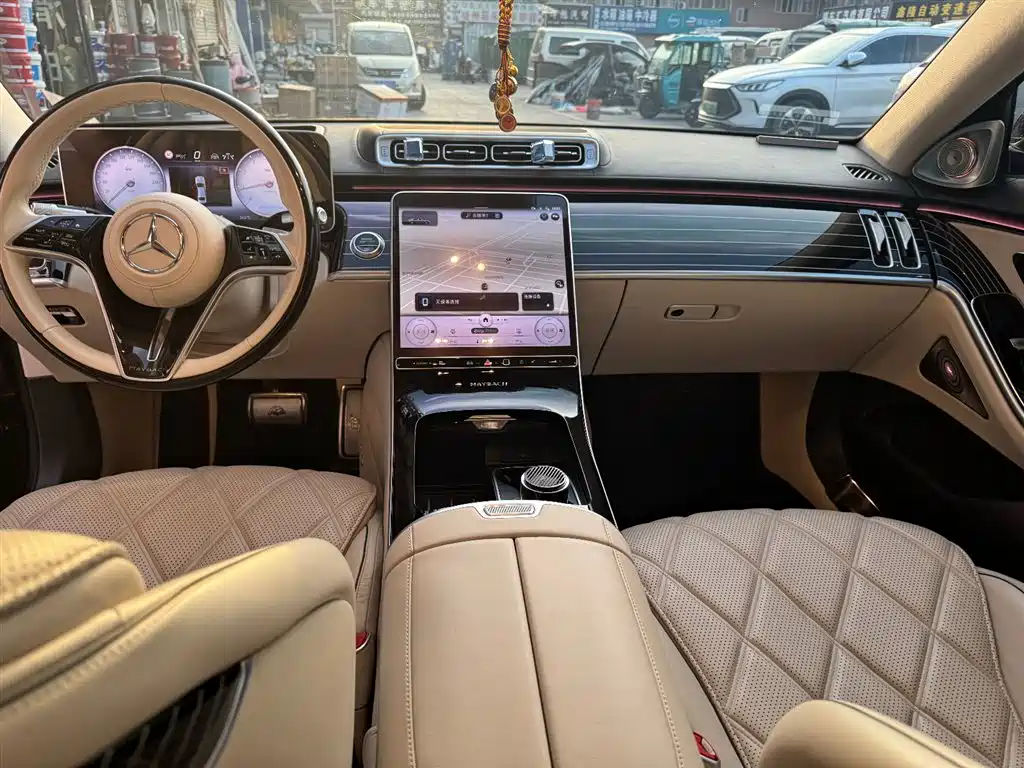 Mercedes-Benz Maybach S-Class 2022 — фото 12