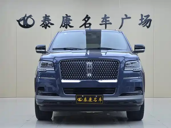 Lincoln Navigator 2022