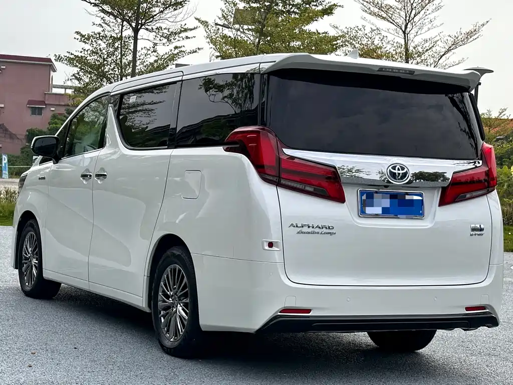 Toyota Alphard 2021 — фото 6