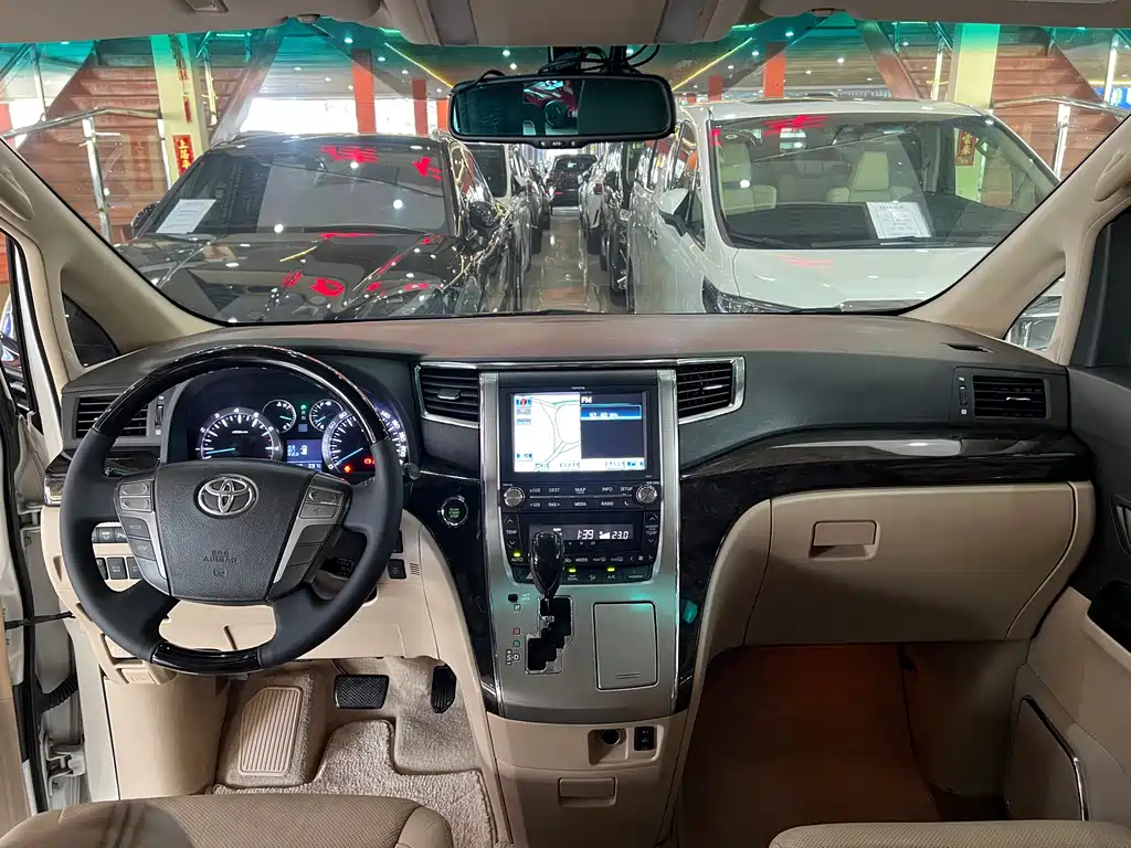 Toyota Alphard 2013 — фото 10