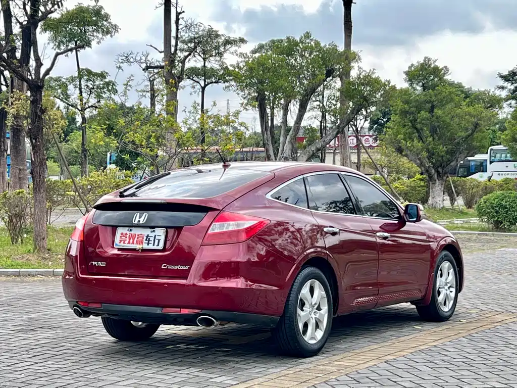 Honda Crosstour 2013 — фото 7