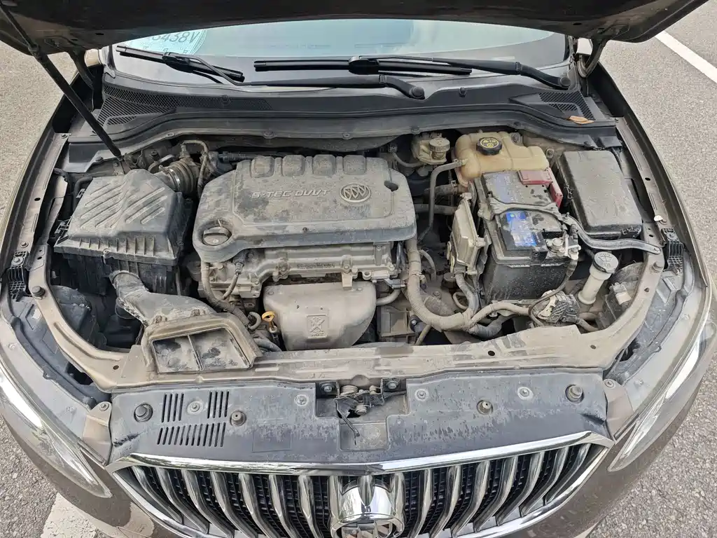 Buick Excelle 2015 — фото 17