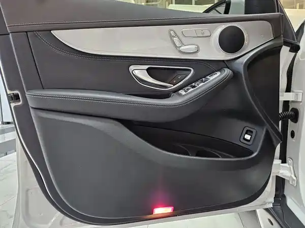 Mercedes-Benz GLC 2020