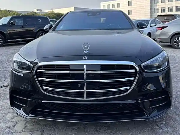 Mercedes-Benz S-Class 2024