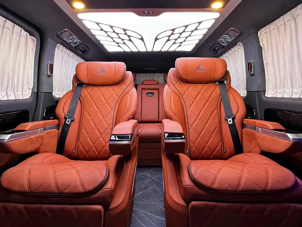 Mercedes-Benz Vito 2023 — фото 19