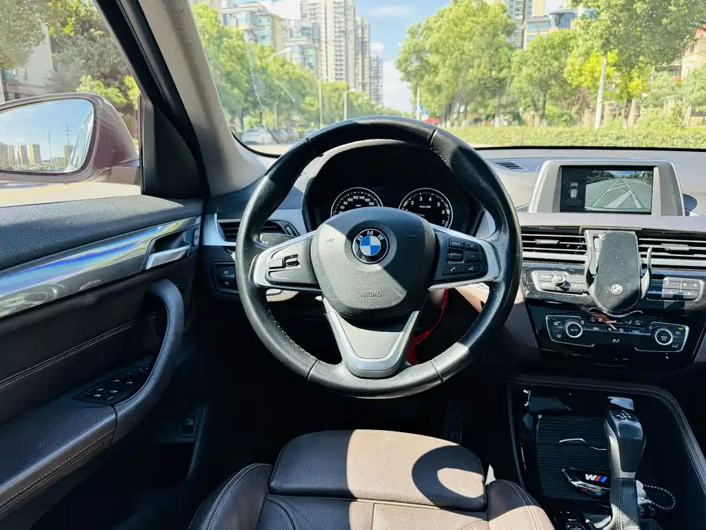 BMW X1 2019 — фото 10