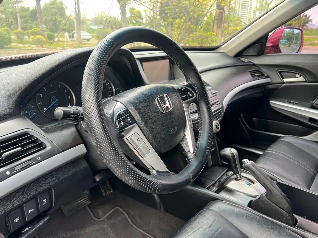 Honda Crosstour 2013 — фото 16