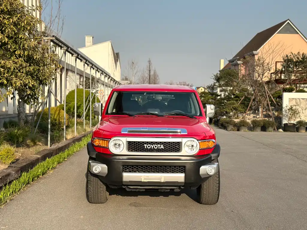 Toyota FJ Cruiser 2017 — фото 4
