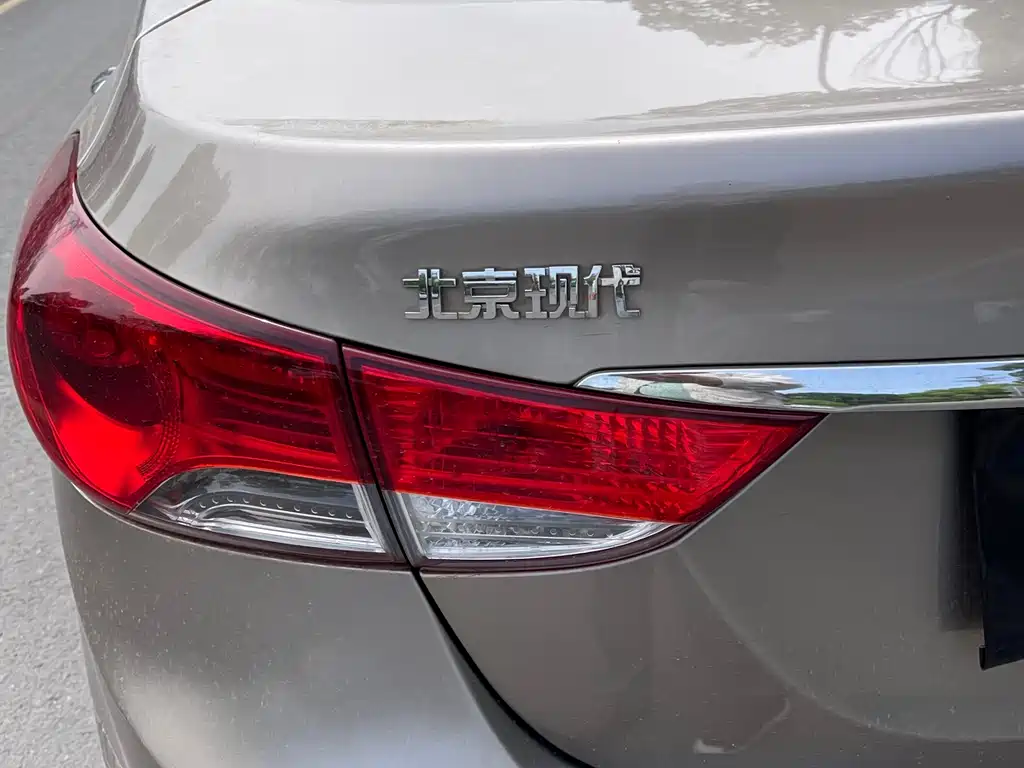Hyundai Elantra Langdong 2016 — фото 19
