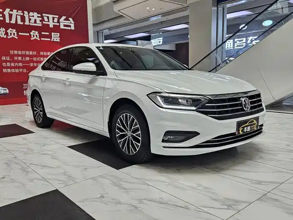 Volkswagen Sagitar 2019