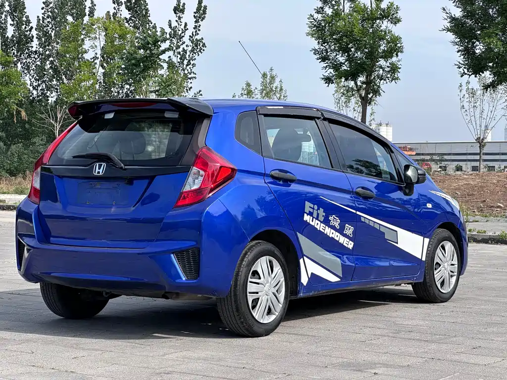 Honda Fit 2016 — фото 4