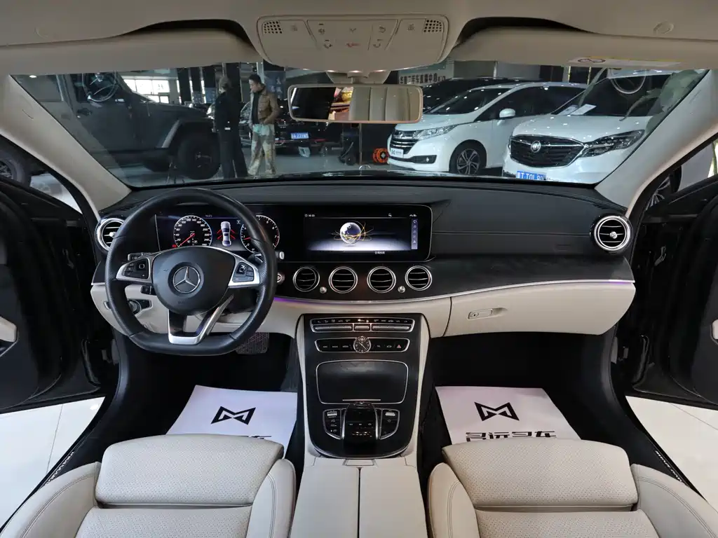 Mercedes-Benz E-Class 2018 — фото 10