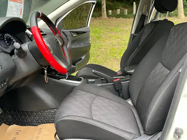 Nissan Tiida 2021
