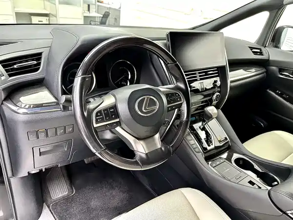 Lexus LM 2021