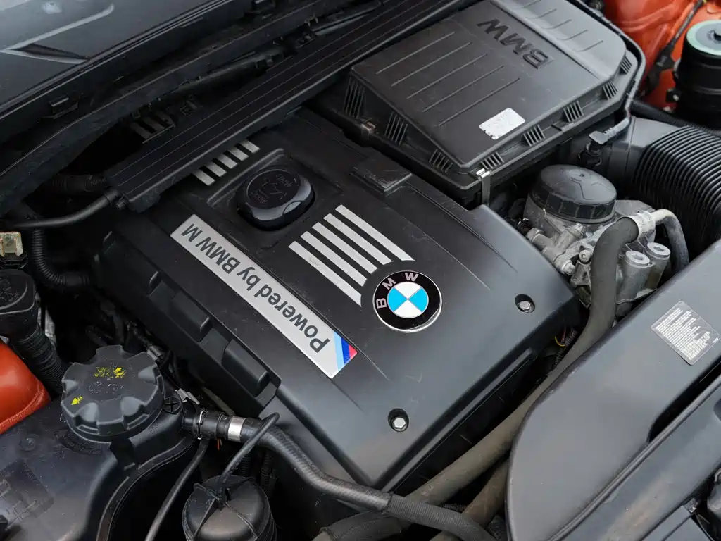 BMW 1 Series M 2012 — фото 21