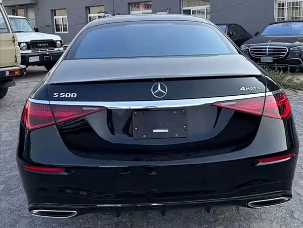 Mercedes-Benz S-Class 2024