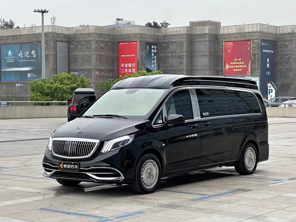 Mercedes-Benz Vito 2023 — фото 1