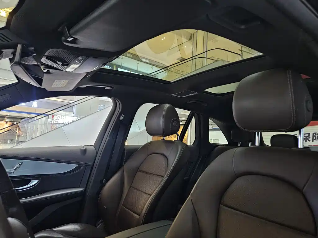 Mercedes-Benz GLC 2020 — фото 11