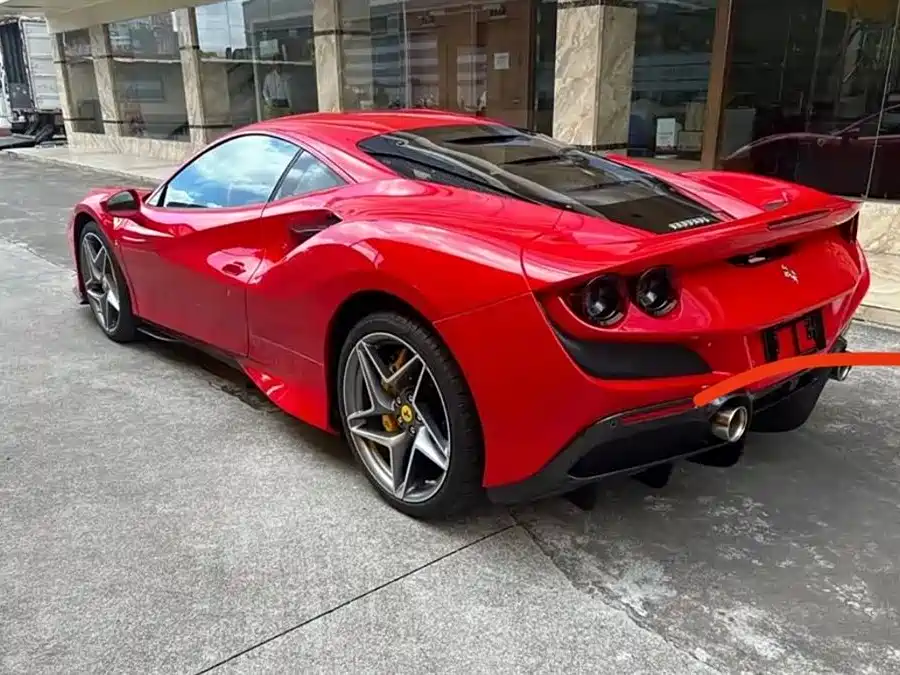 Ferrari F8 2022 — фото 3