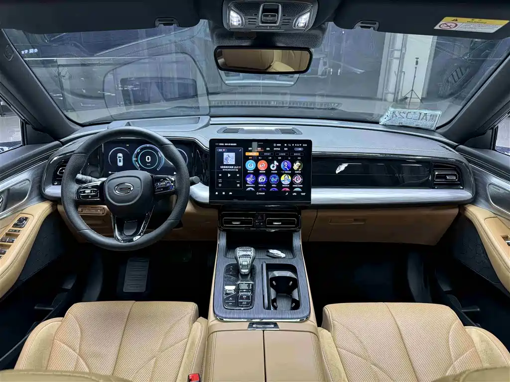 GAC Motor Trumpchi ES9 2023 — фото 15