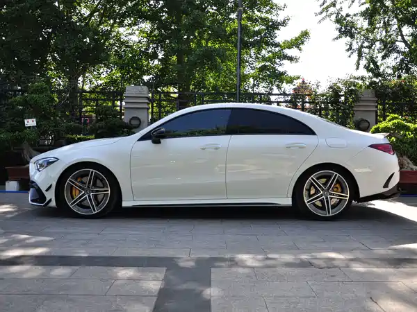 Mercedes-Benz CLA AMG 2022