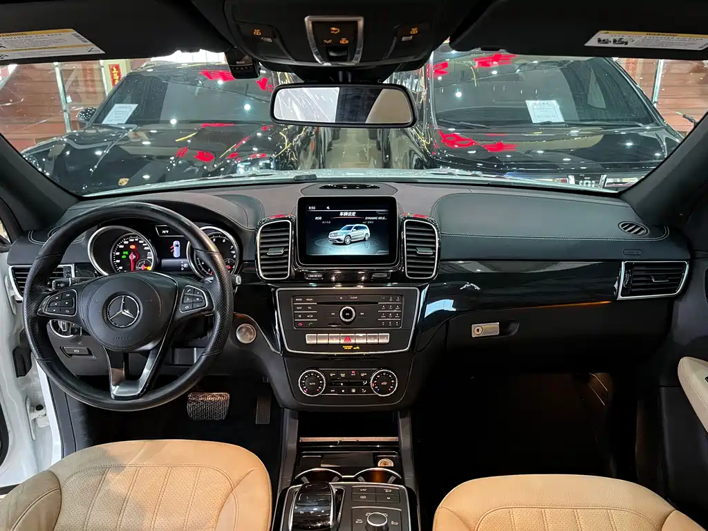 Mercedes-Benz GLS 2018 — фото 17
