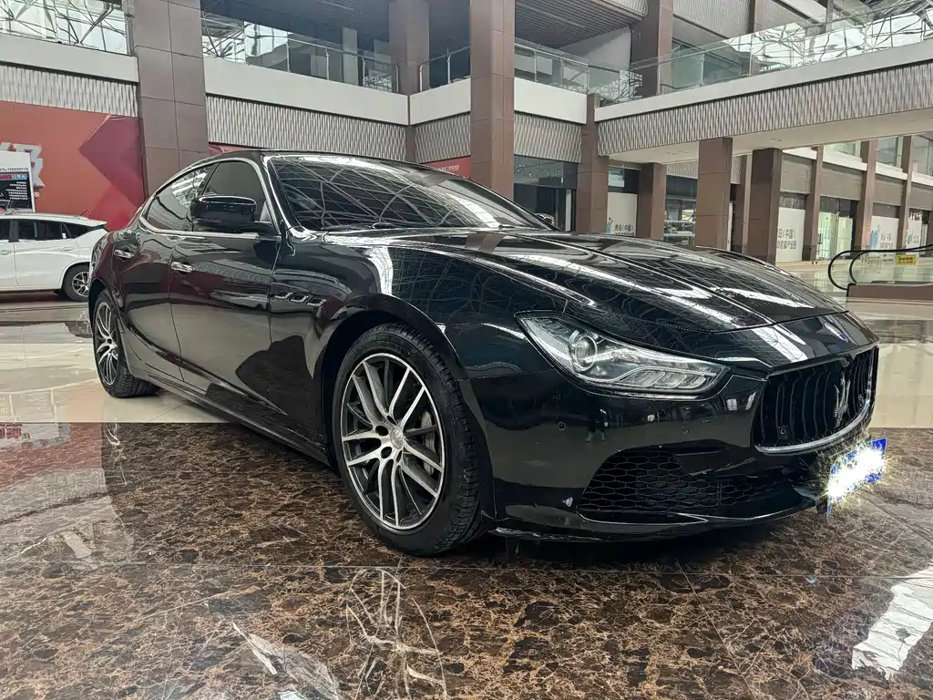 Maserati Ghibli 2016 — фото 3