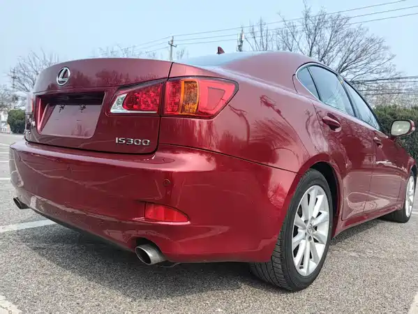 Lexus IS 2009
