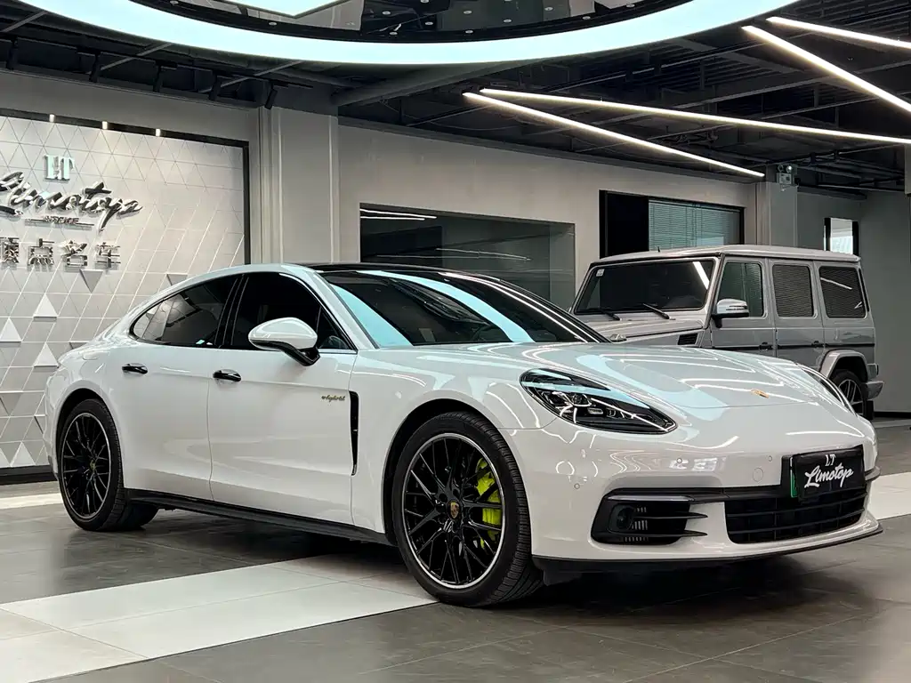 Porsche Panamera Hybrid 2019 — фото 3