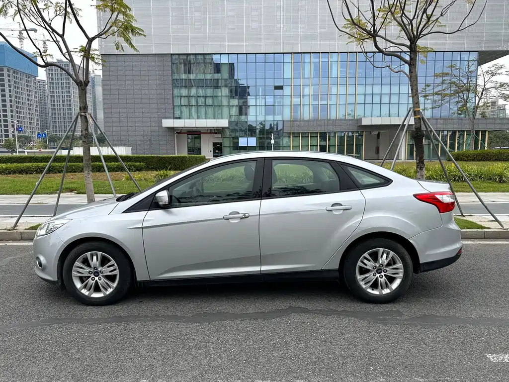 Ford Focus 2012