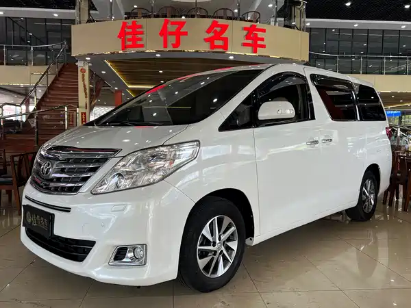 Toyota Alphard 2012
