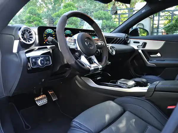 Mercedes-Benz CLA AMG 2022