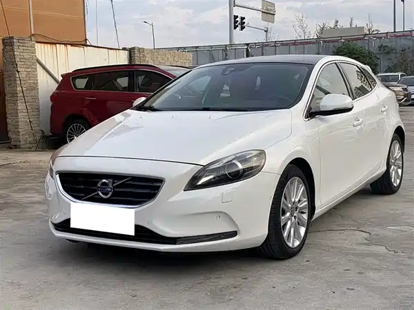 Volvo V40 2014