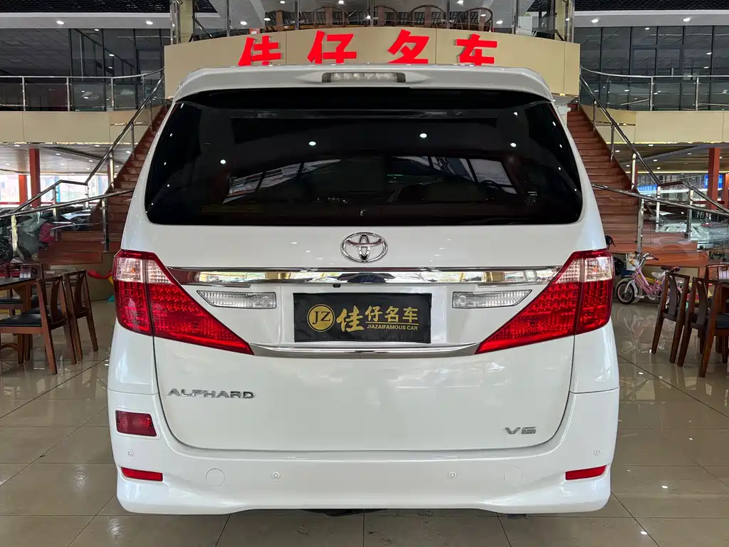 Toyota Alphard 2013 — фото 5