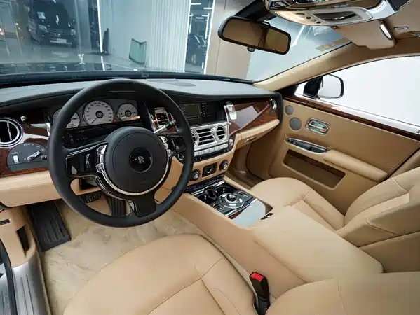 Rolls-Royce Ghost 2014