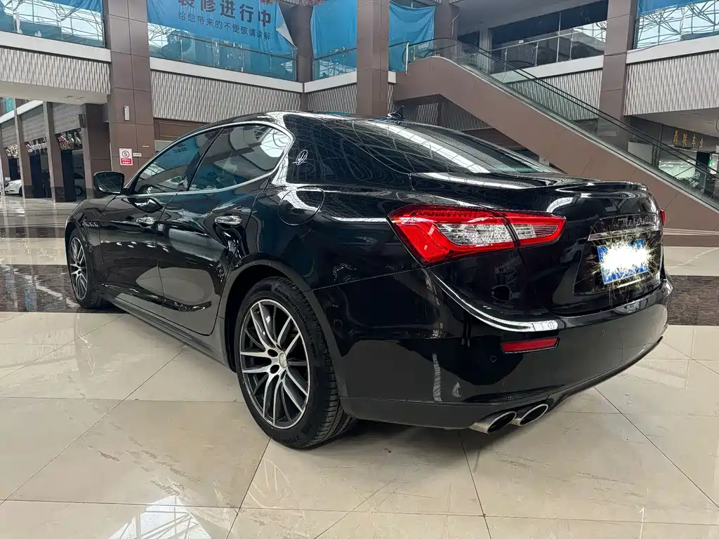 Maserati Ghibli 2016 — фото 4