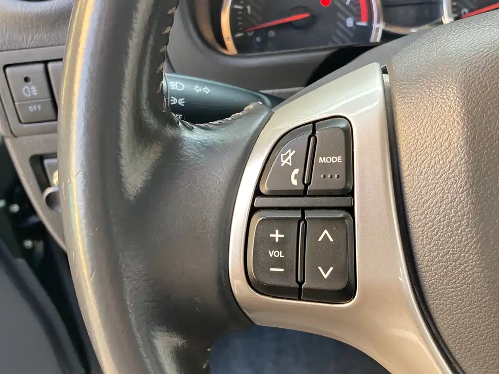 Suzuki Jimny 2016 — фото 15