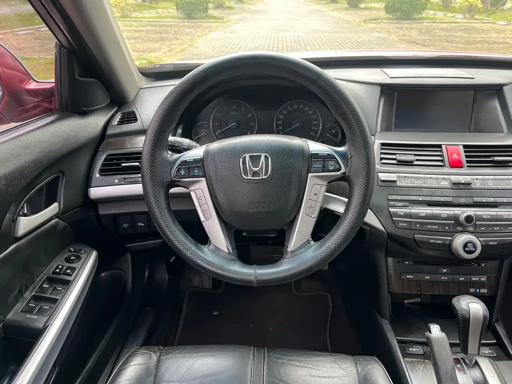 Honda Crosstour 2013 — фото 13