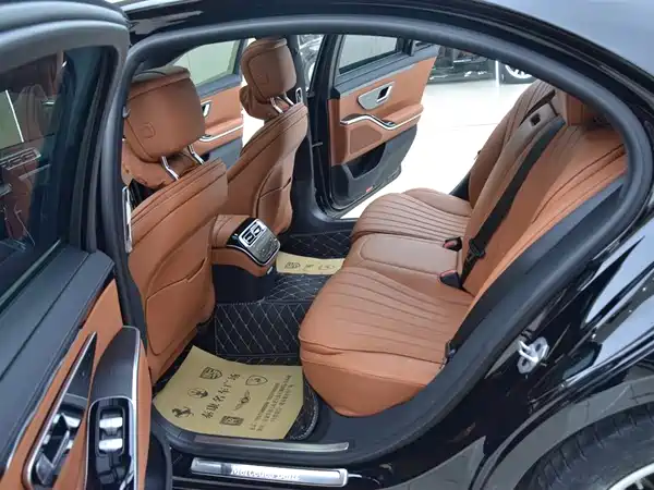 Mercedes-Benz S-Class 2024
