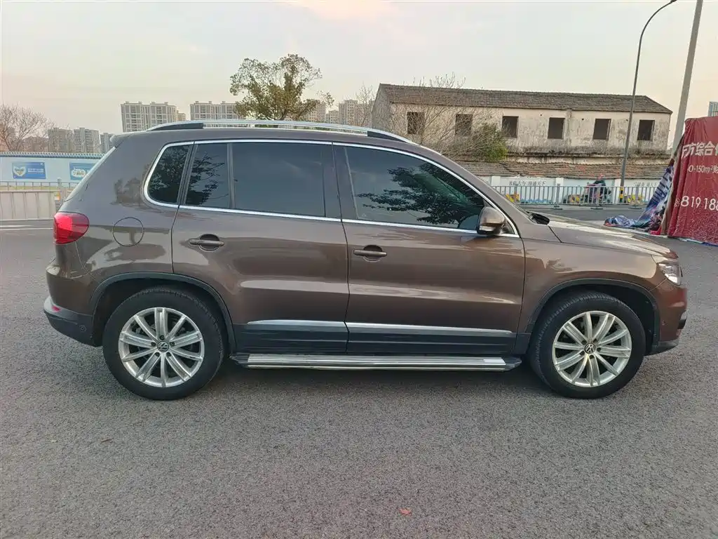 Volkswagen Tiguan 2015 — фото 15