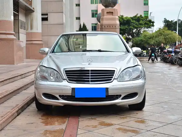 Mercedes-Benz S-Class 2004